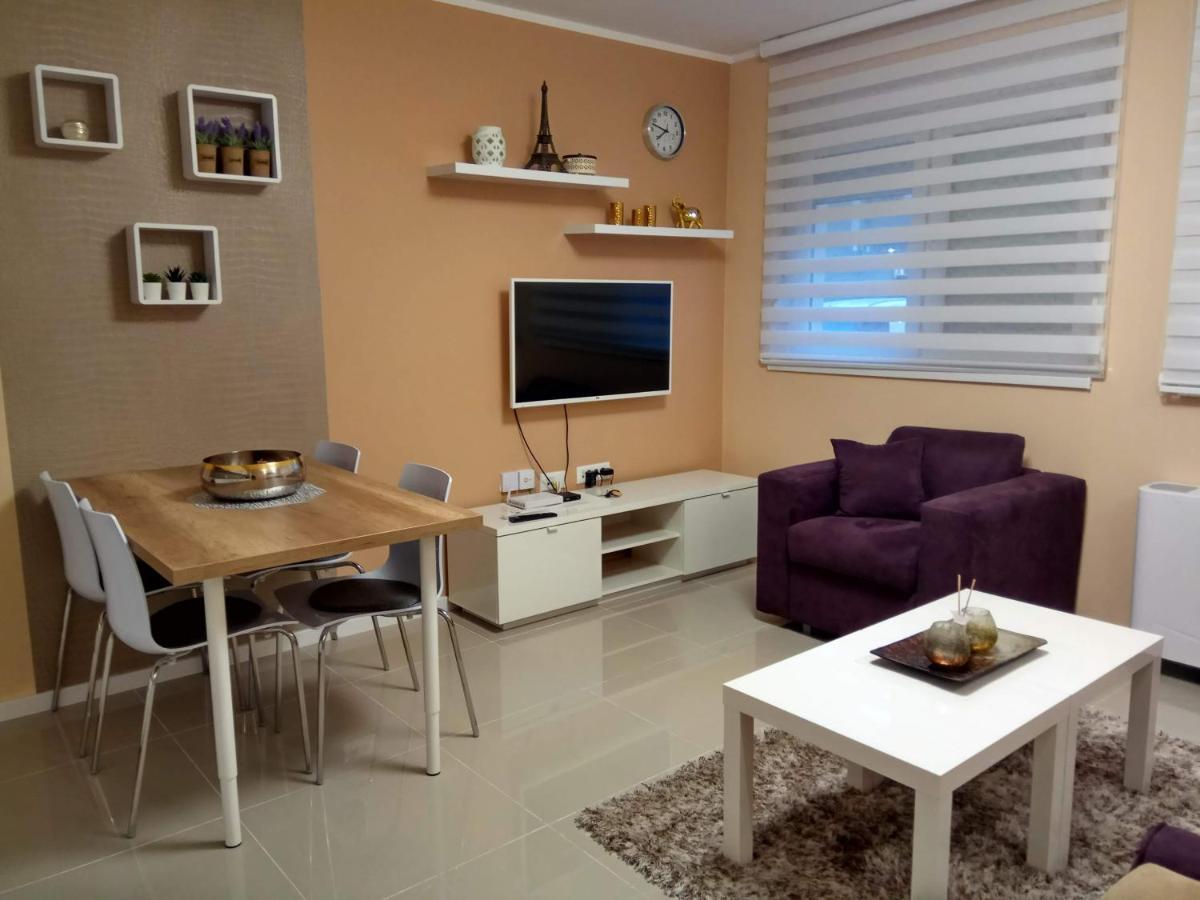 Apartment Cherry Gold Зренянин Екстериор снимка